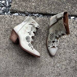Sundance Veracruz Mallory Distressed Leather Cutout Boots Sz 37